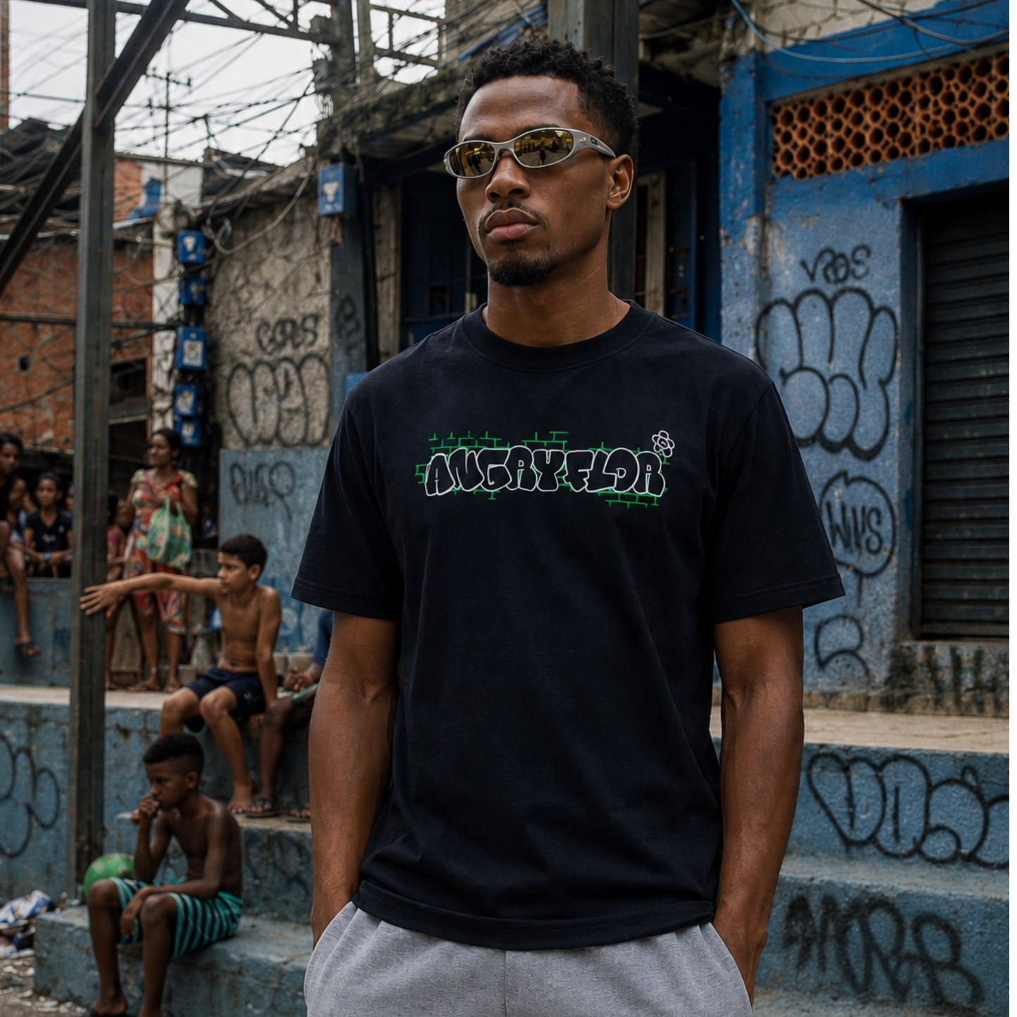 FAVELA TEE
